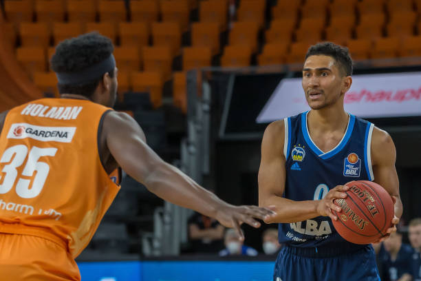 出对强队的 出对强队的