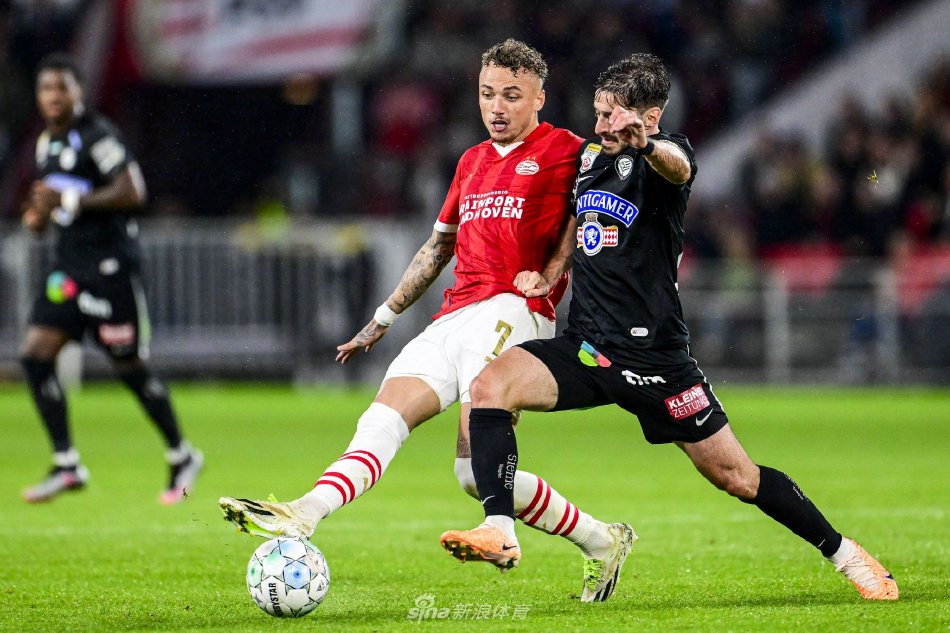 在保持进攻 在保持进攻