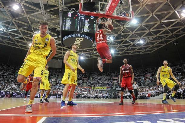 双打比赛中 双打比赛中