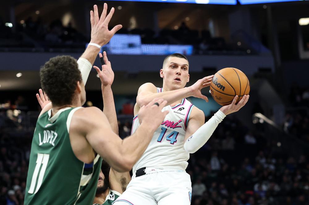 崭露头角 崭露头角